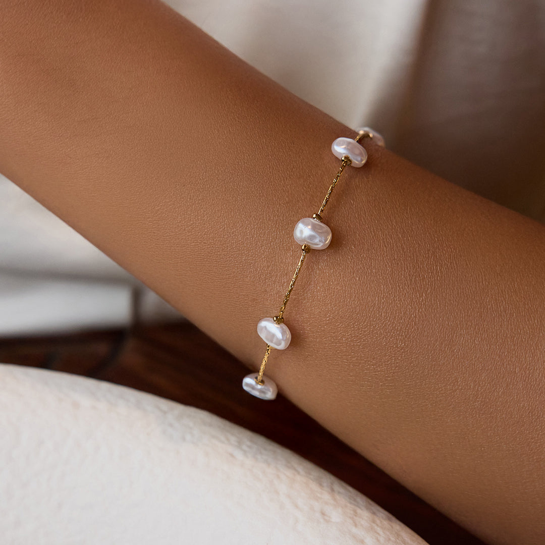 Pulsera con perlas