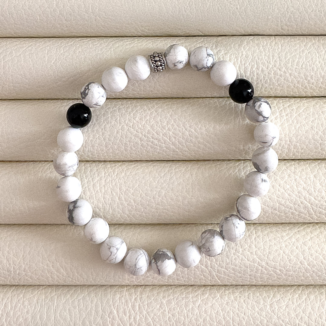 Pulsera Ónix & Howlita