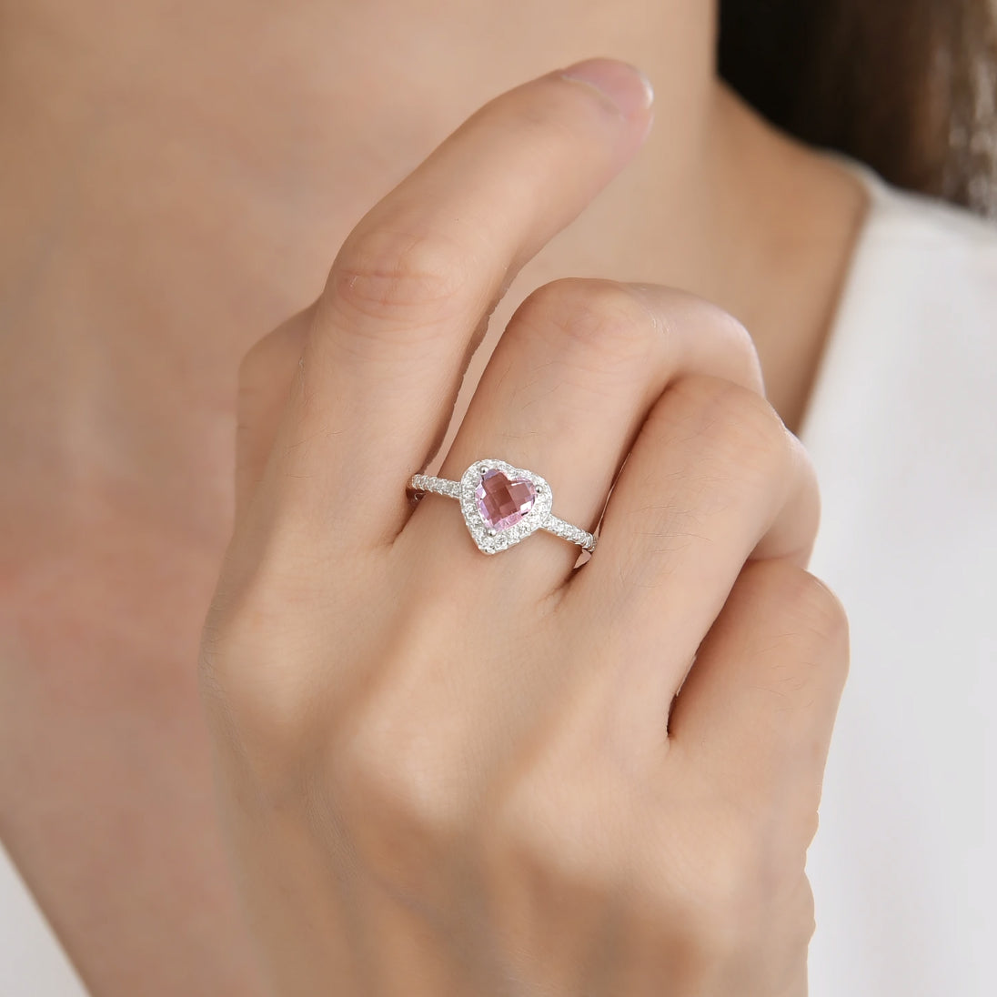 Anillo corazón rosado