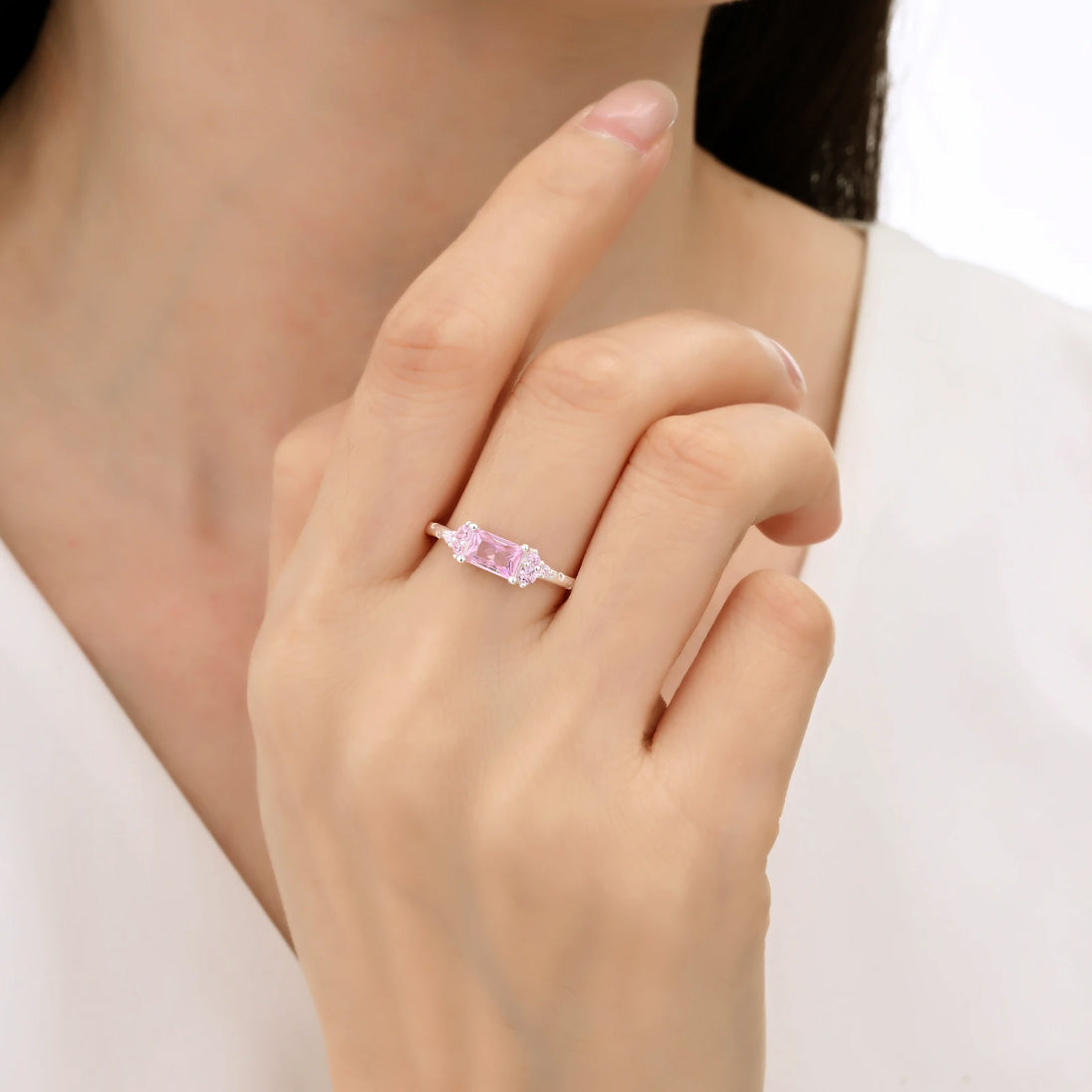 Anillo rectangular rosado