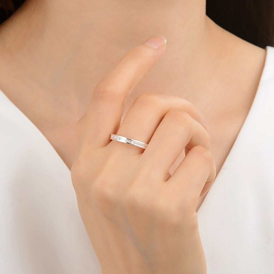 Anillo con circones rectangulares