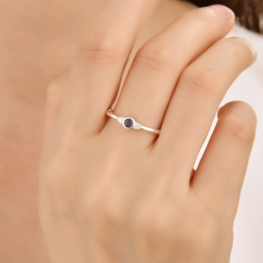 Anillo punto de luz azul